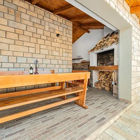 Magdalena Willa Polaca